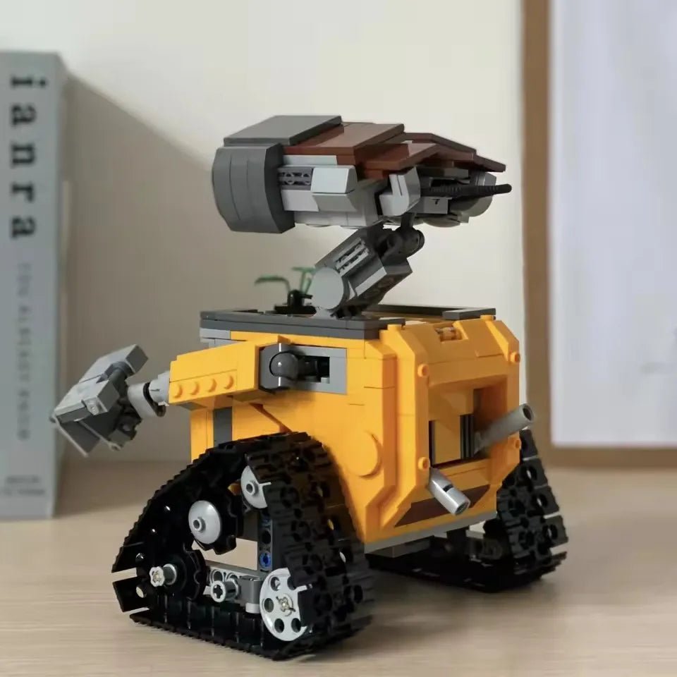 Wall - E Robot Building Set – 687 PCS Movie - Inspired Toy 6+ - STEM Building Toy by LULEGO
